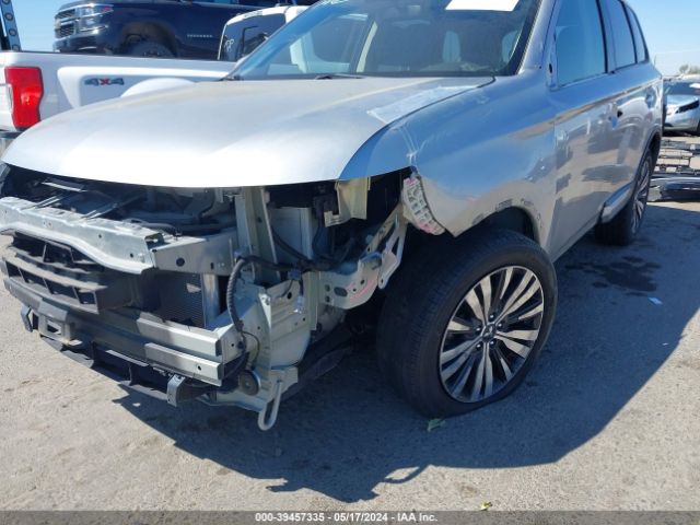 JA4AD3A33KZ046501 Mitsubishi Outlander Se
