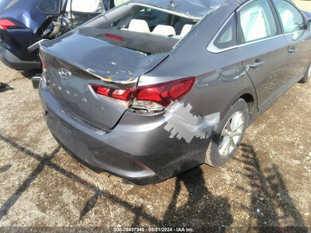 5NPE24AF2KH789767 Hyundai SONATA SE