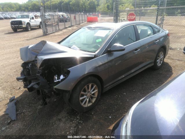 5NPE24AF2KH789767 Hyundai SONATA SE