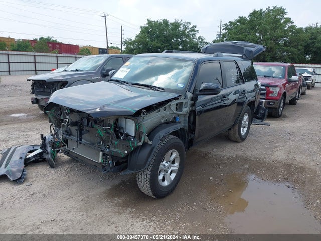 Toyota 4RUNNER SR5 2023 JTEEU5JR5P5289227 Image 2