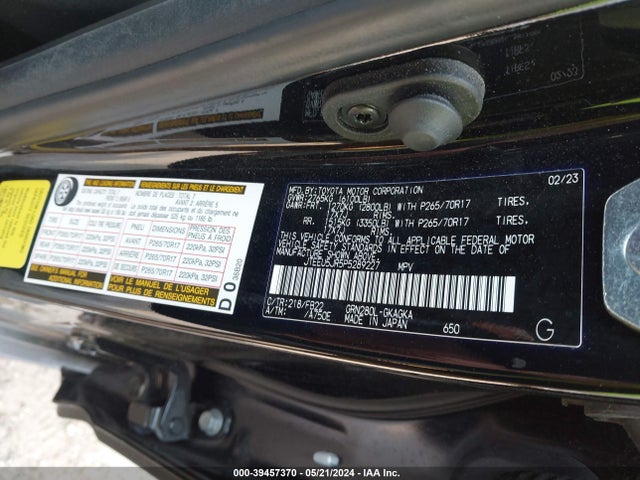 Toyota 4RUNNER SR5 2023 JTEEU5JR5P5289227 Image 9