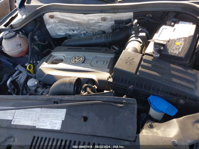 WVGBV7AX7HK053935 Volkswagen Tiguan