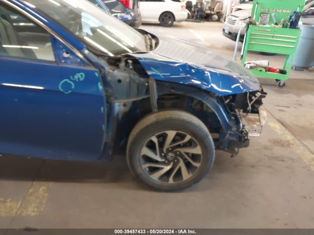 Honda Civic Lx-p 2018 2HGFC4B07JH300333 Image 19
