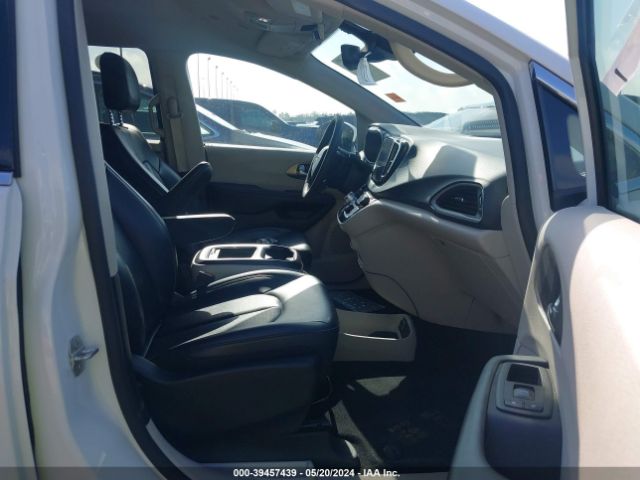 2C4RC1BGXPR521418 Chrysler Pacifica Touring L