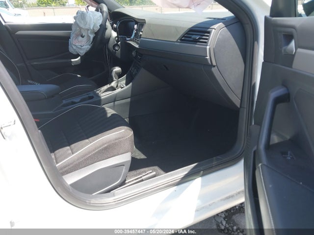 3VWBM7BU8RM036984 Volkswagen Jetta 1.5t Sport