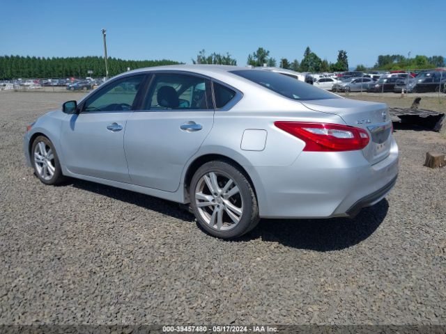 1N4BL3AP0HC212829 Nissan Altima 3.5 Sl
