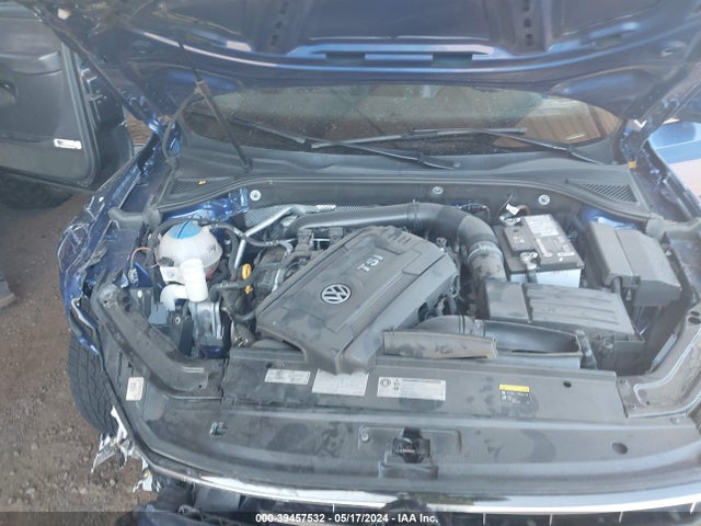1VWBT7A38HC075263 Volkswagen Passat 1.8t Se