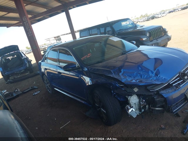 1VWBT7A38HC075263 Volkswagen Passat 1.8t Se