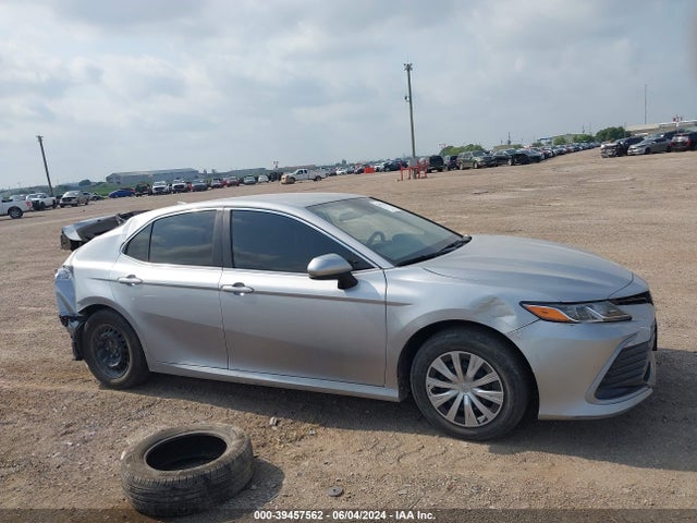Toyota Camry Le Hybrid 2022 4T1C31AK0NU585331 Image 13
