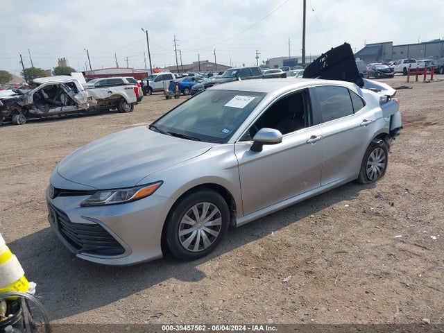 Toyota Camry Le Hybrid 2022 4T1C31AK0NU585331 Image 2