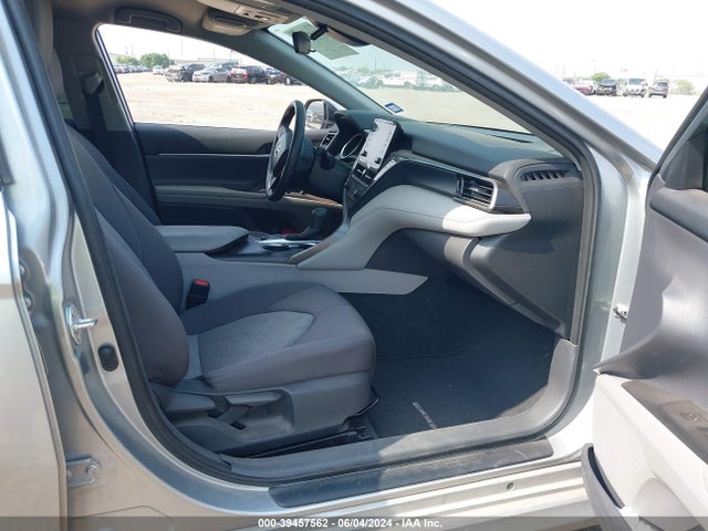 Toyota Camry Le Hybrid 2022 4T1C31AK0NU585331 Image 5