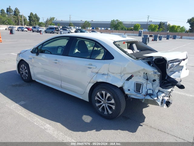 Toyota Corolla Hybrid Le 2021 JTDEAMDE5MJ009924 Image 3