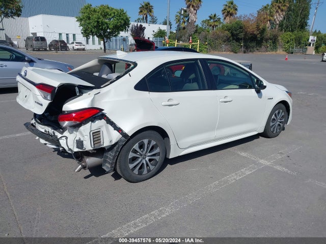 Toyota Corolla Hybrid Le 2021 JTDEAMDE5MJ009924 Image 4
