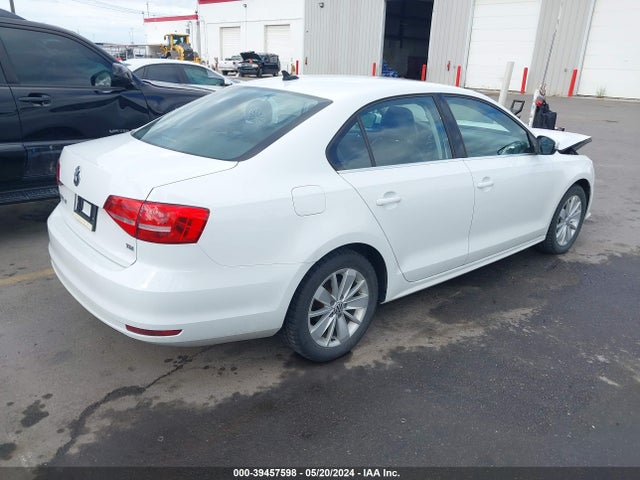 3VWLA7AJXFM233641 Volkswagen Jetta 2.0l Tdi Se