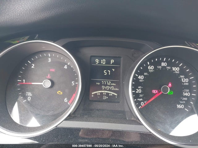 3VWLA7AJXFM233641 Volkswagen Jetta 2.0l Tdi Se