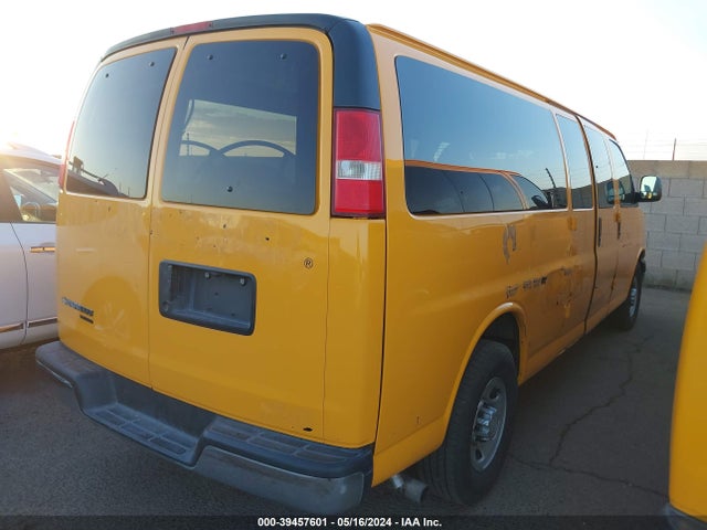 Chevrolet Express 3500 Work Van 2014 1GCZGUCA5E1168295 Image 4