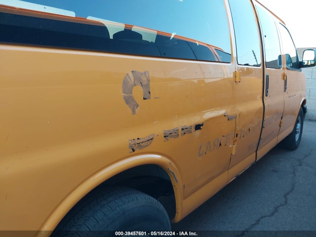 Chevrolet Express 3500 Work Van 2014 1GCZGUCA5E1168295 Image 6