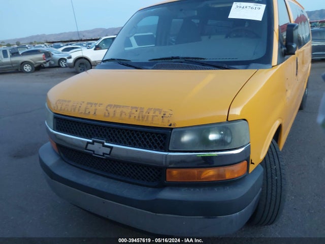 Chevrolet Express 3500 Work Van 2014 1GCZGUCA8E1205145 Image 12