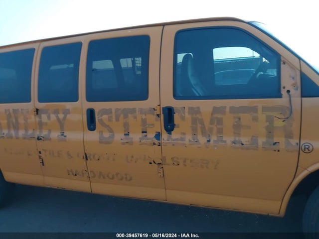 Chevrolet Express 3500 Work Van 2014 1GCZGUCA8E1205145 Image 13