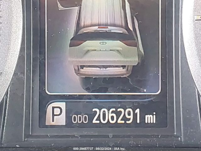 5TDYK3DC8FS580767 Toyota Sienna Xle 8 Passenger