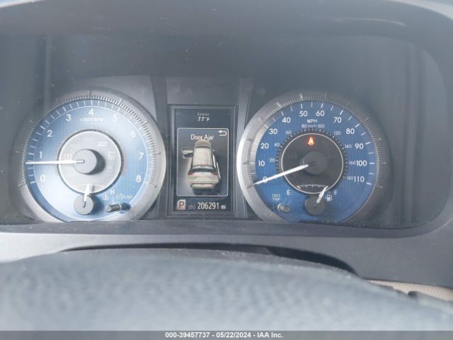 5TDYK3DC8FS580767 Toyota Sienna Xle 8 Passenger