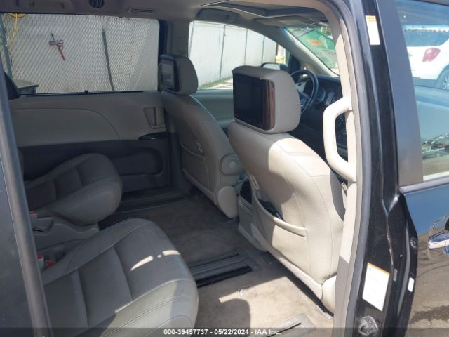 5TDYK3DC8FS580767 Toyota Sienna Xle 8 Passenger