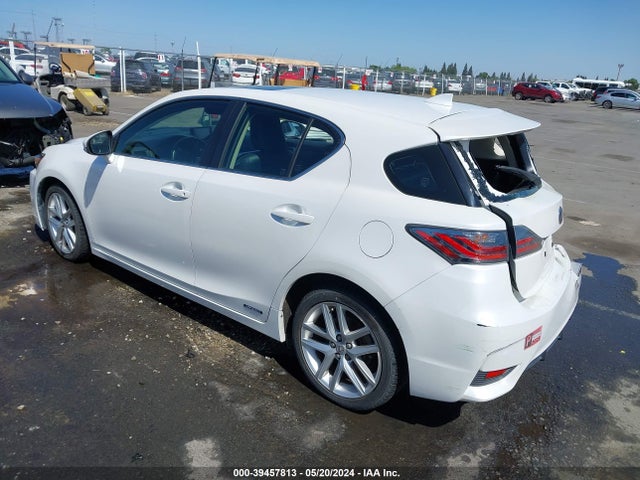 JTHKD5BH5H2279960 Lexus CT 200H