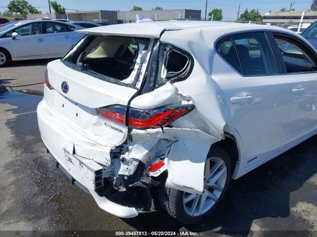 JTHKD5BH5H2279960 Lexus CT 200H