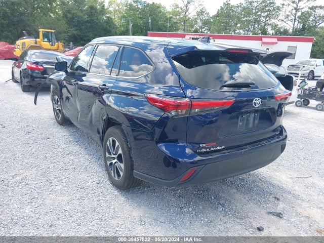 Toyota Highlander Xle 2021 5TDHZRAH3MS076400 Image 3