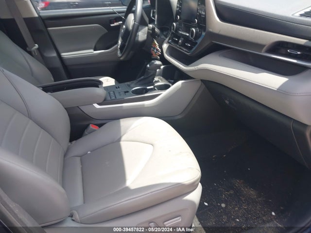 Toyota Highlander Xle 2021 5TDHZRAH3MS076400 Image 5