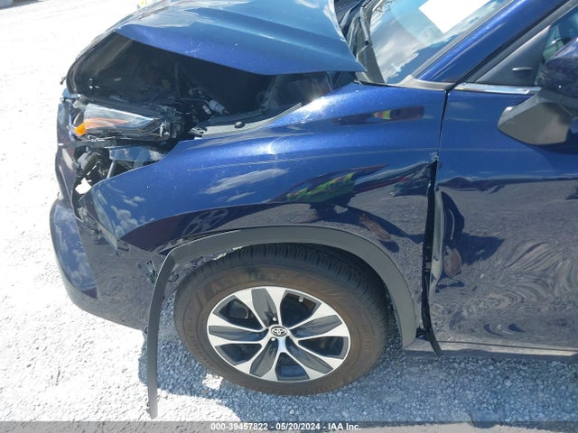 Toyota Highlander Xle 2021 5TDHZRAH3MS076400 Image 6