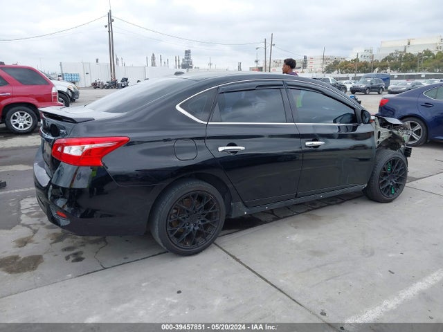 Nissan SENTRA SR 2018 3N1AB7AP3JY340840 Image 4