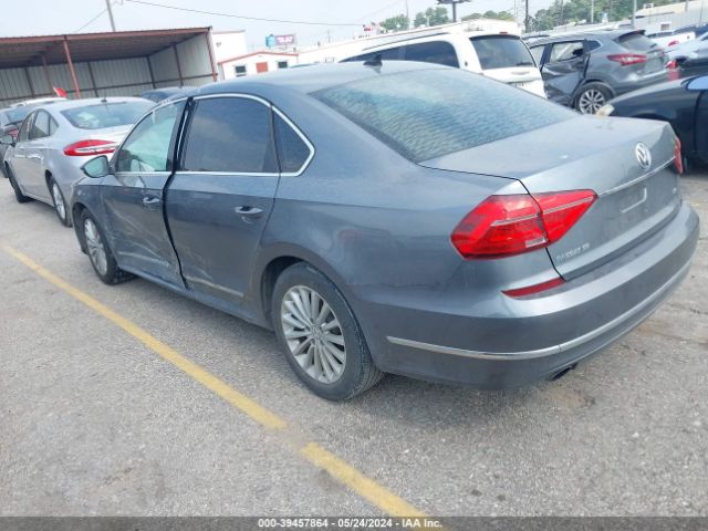 1VWBT7A33GC026857 Volkswagen Passat 1.8t Se