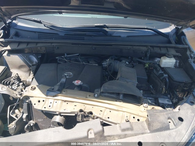 Toyota Highlander Limited Platinum 2018 5TDDZRFHXJS490552 Image 10