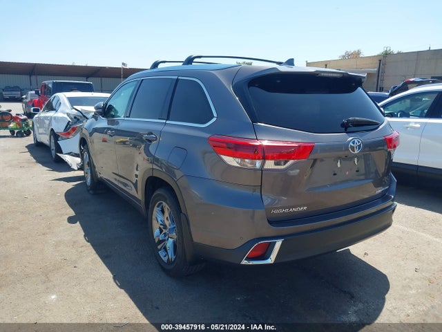 Toyota Highlander Limited Platinum 2018 5TDDZRFHXJS490552 Image 3