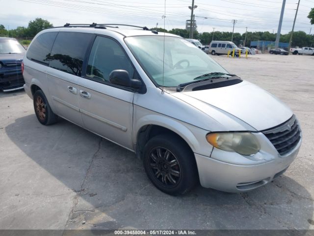 Auction sale of the 2005 Chrysler Town & Country Touring, vin: 2C4GP54LX5R490925, lot number: 39458004