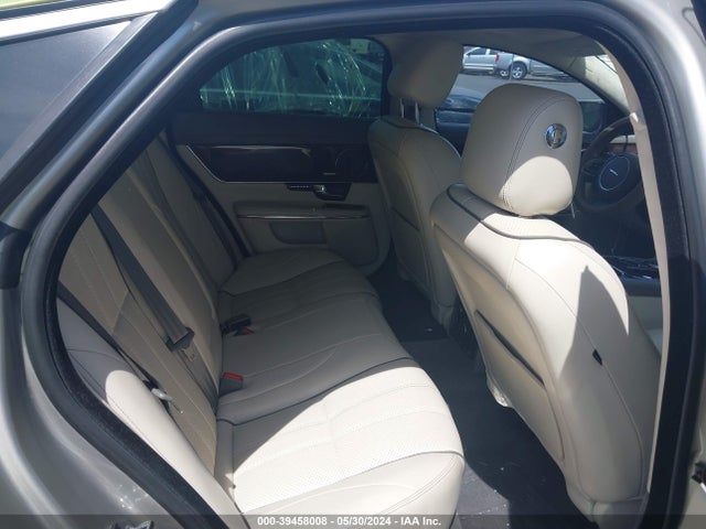 2011 JAGUAR XJ SAJWA1CB4BLV04497 Photo 7