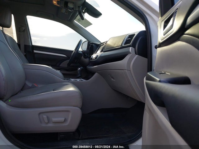 Toyota Highlander Xle 2017 5TDJZRFH3HS513473 Image 5