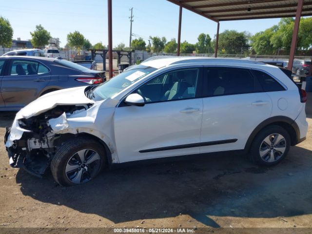 KNDCB3LC3L5449758 KIA NIRO LX
