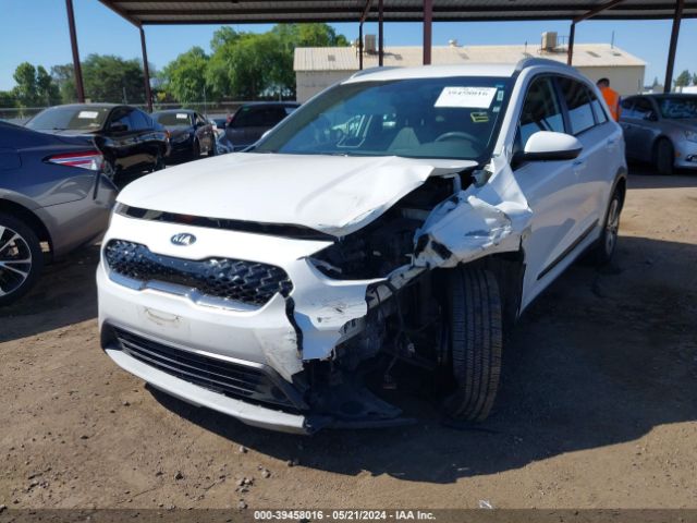 KNDCB3LC3L5449758 KIA NIRO LX