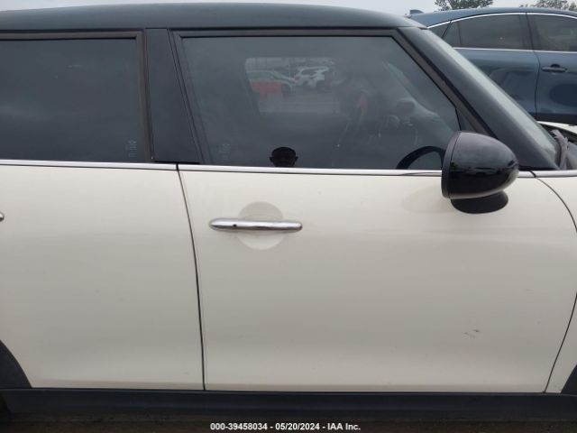 WMWXS5C5XFT828557 Mini Hardtop Cooper