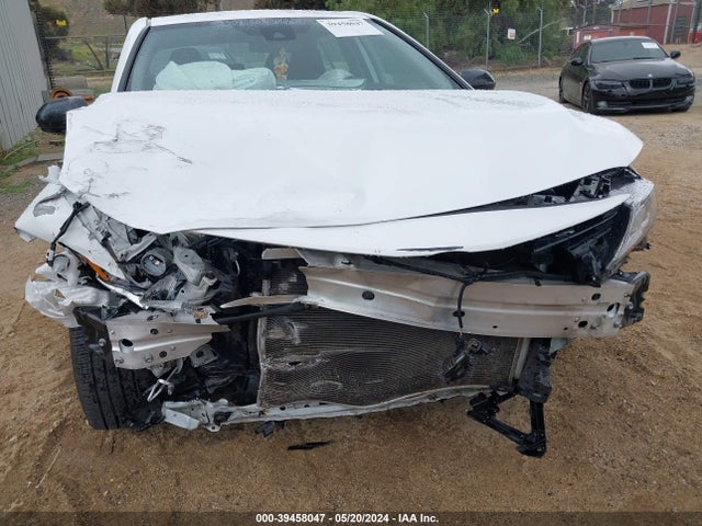 Toyota CAMRY LE 2022 4T1C11AKXNU628630 Image 6
