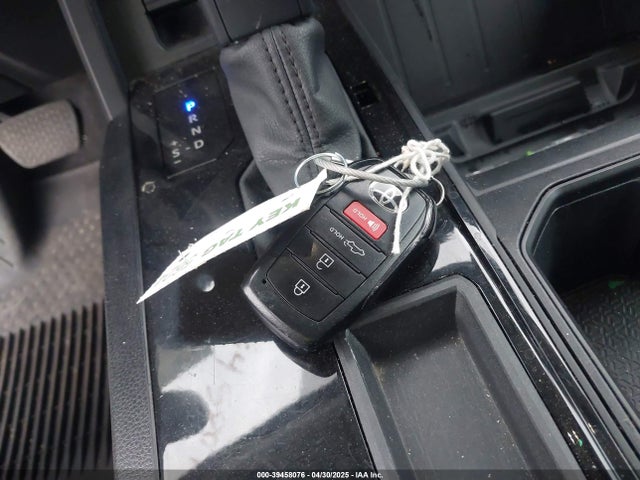 Toyota Tundra Sr 2022 5TFKB5AA0NX014566 Image 11