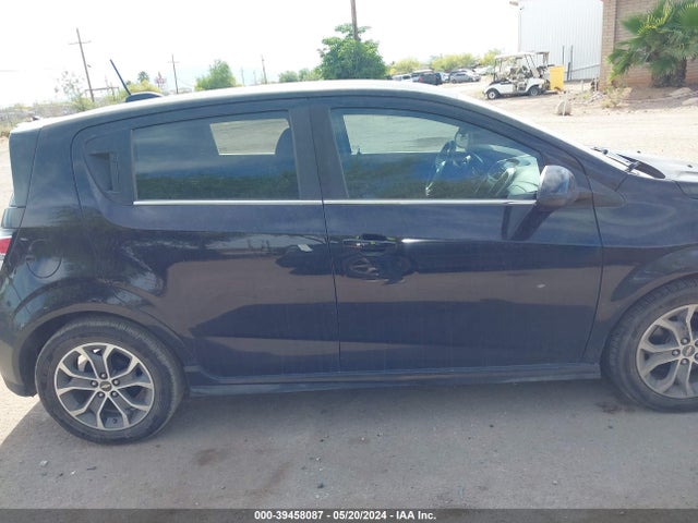 Chevrolet Sonic Lt Auto 2017 1G1JD6SB5H4154520 Image 13