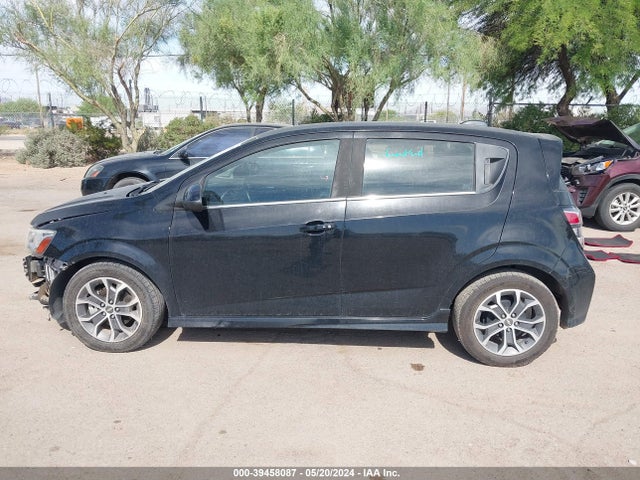 Chevrolet Sonic Lt Auto 2017 1G1JD6SB5H4154520 Image 14