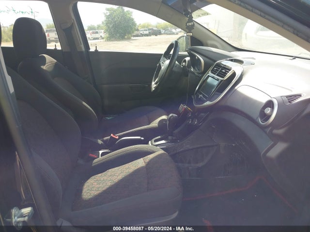 Chevrolet Sonic Lt Auto 2017 1G1JD6SB5H4154520 Image 5