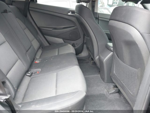 KM8J3CA4XGU164000 Hyundai TUCSON SE