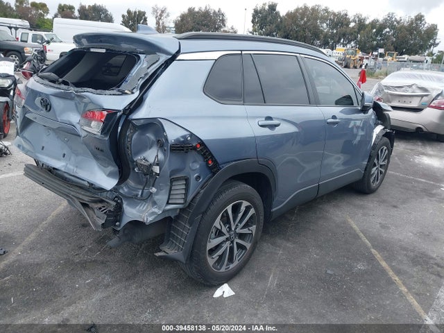 Toyota Corolla Cross Xle 2022 7MUEAAAG1NV011054 Image 4