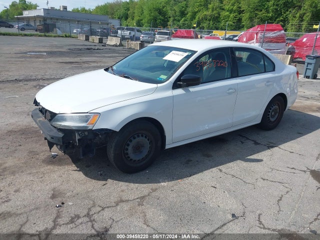 3VW2K7AJ9FM300495 Volkswagen Jetta 2.0l S