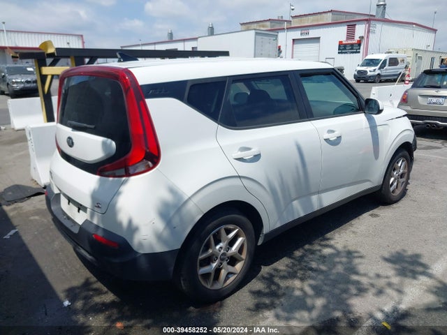 KIA SOUL S 2021 KNDJ23AUXM7138420 Image 4